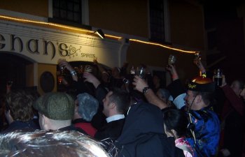 The TedFest crowd outside Vaughans.