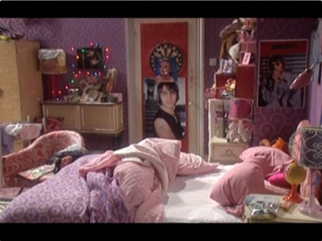 Linda's bedroom, DVD