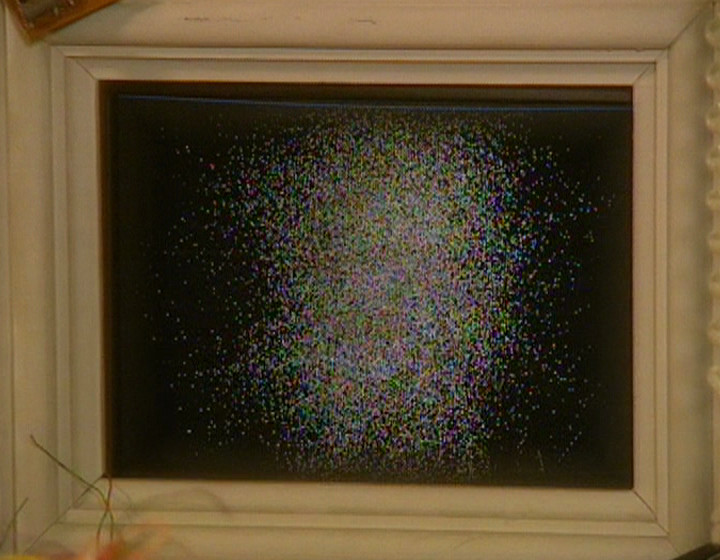 Same explosion effect in Red Dwarf, White Hole, for Holly's IQ transformation